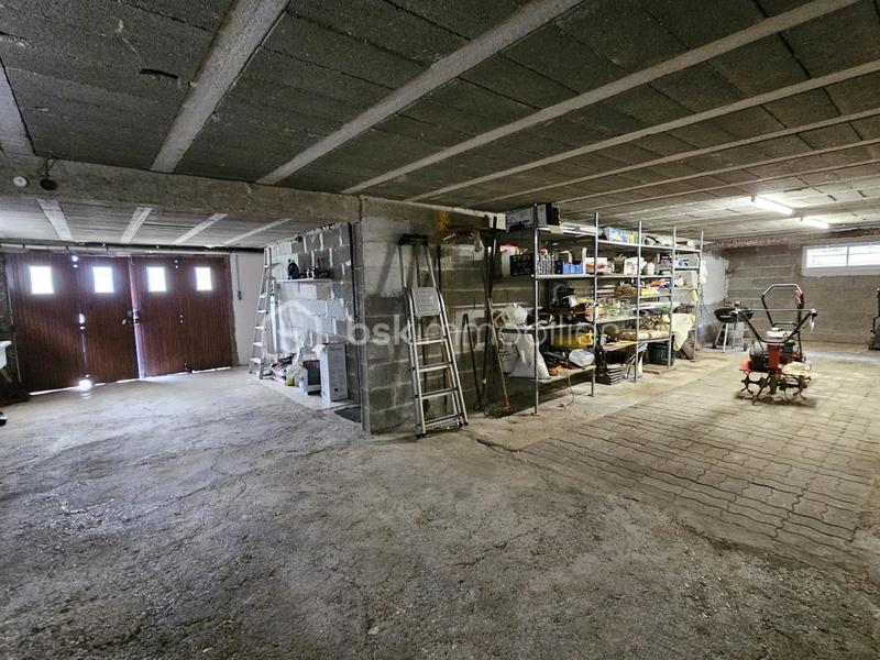 Maison traditionnelle - 137 m² - 6 pièces