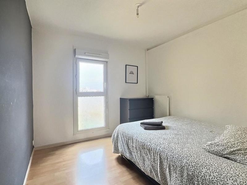 Appartement - 75 m² - 3 pièces