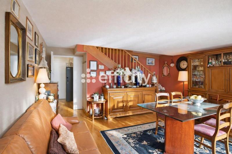 Appartement - 80 m² - 4 pièces