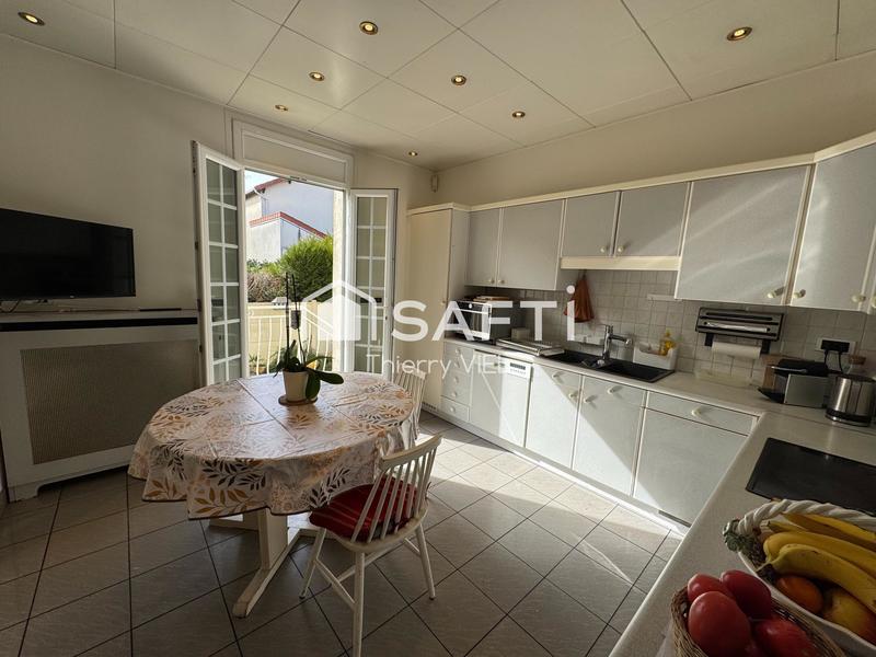 Maison - 150 m² - 5 pièces