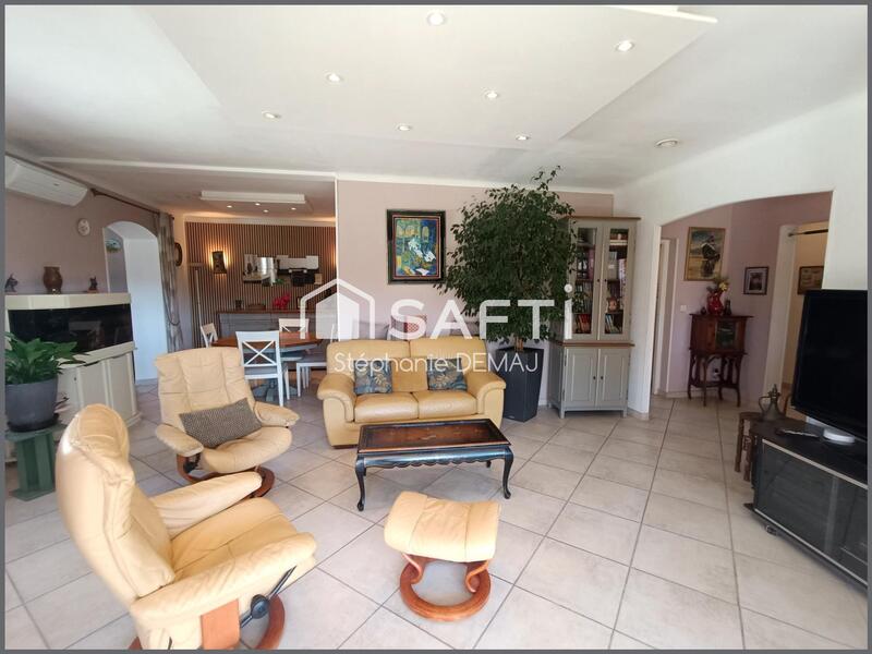 Maison - 136 m² - 5 pièces