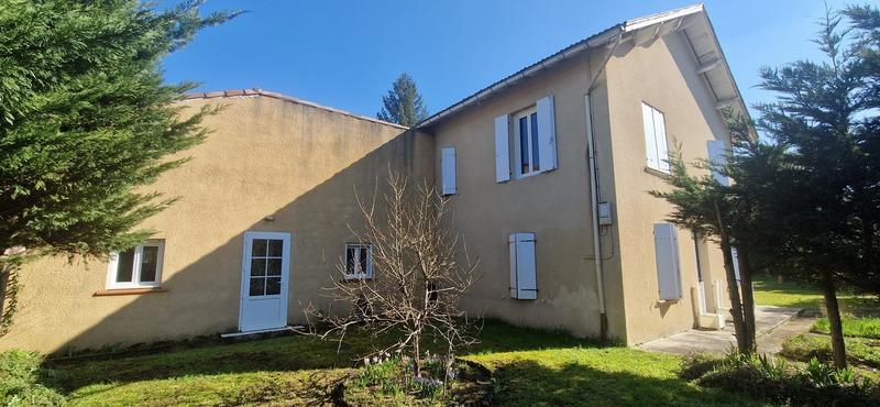 Maison - 200 m² - 6 pièces