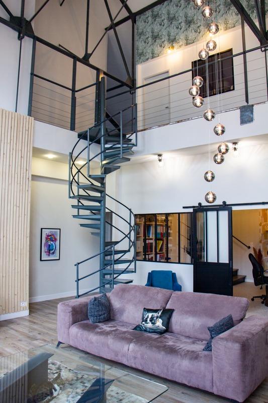 Maison - 248 m² - 7 pièces