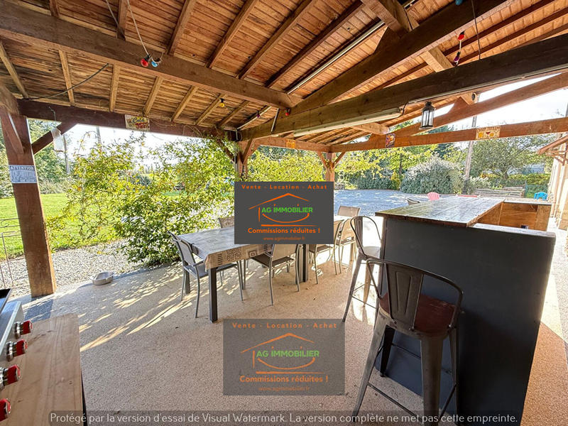 Maison - 180 m² - 7 pièces