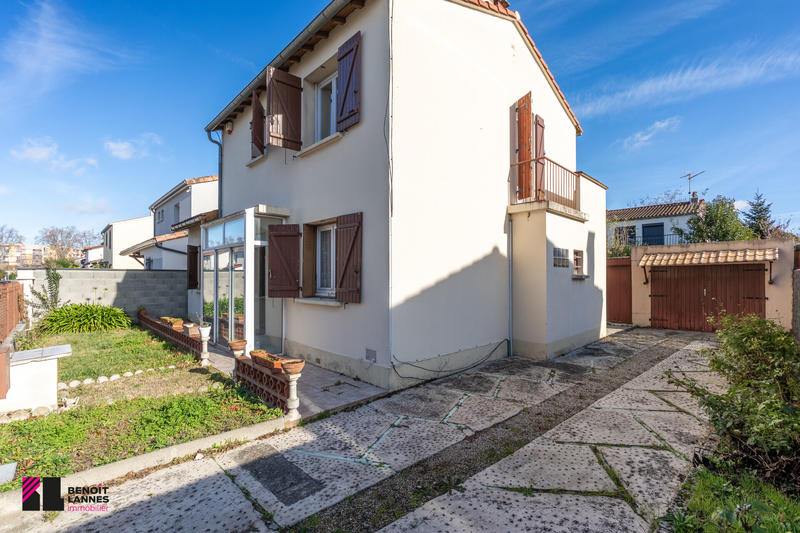 Maison - 95 m² - 5 pièces