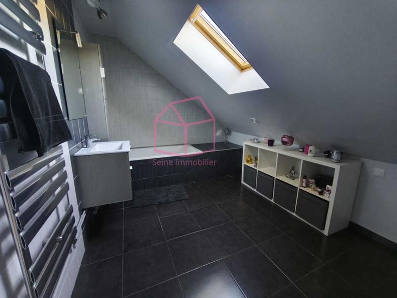 Maison - 115 m² - 4 pièces