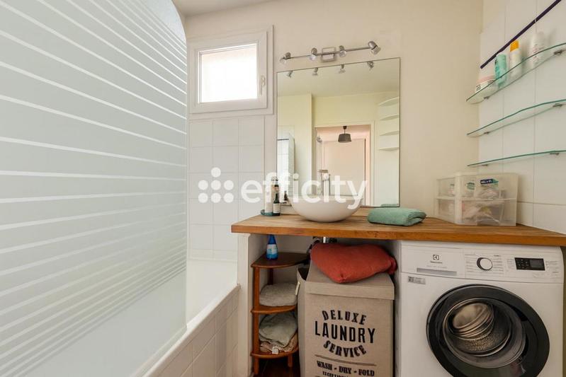 Appartement - 86 m² - 4 pièces