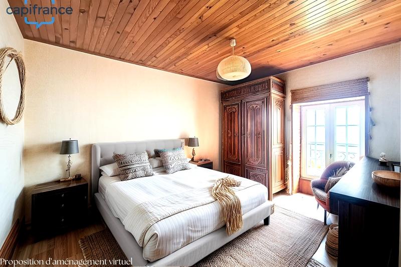 Maison en pierre - 163 m² - 8 pièces