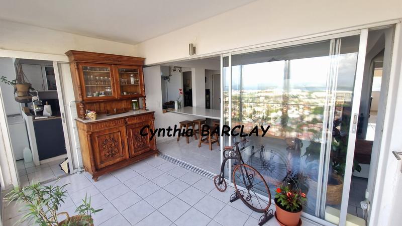 Appartement - 120 m² - 5 pièces