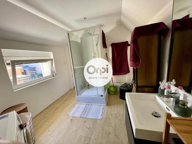 Immeuble - 110 m² - 2 pièces