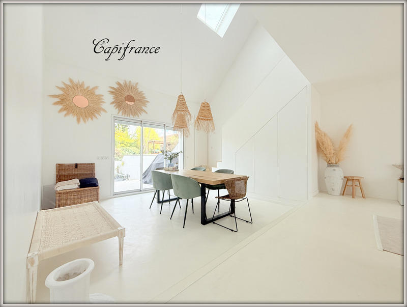 Maison - 160 m² - 7 pièces