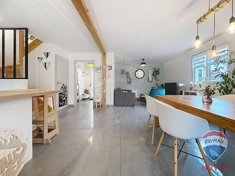 Maison - 89 m² - 4 pièces