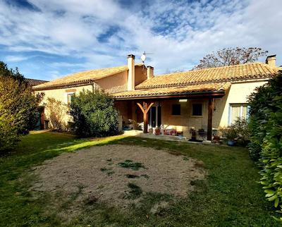 Maison en pierre - 108 m² - 4 pièces