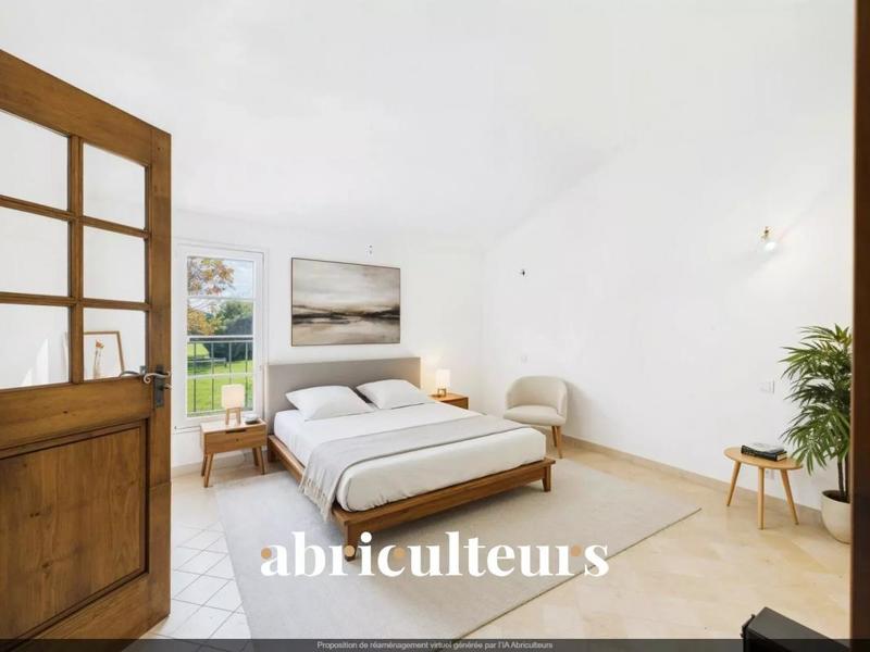 Mas - 345 m² - 11 pièces