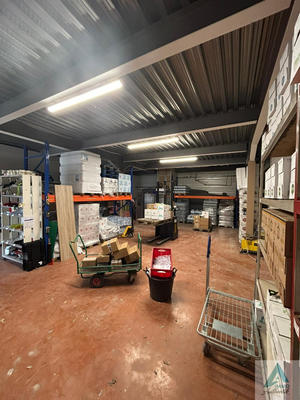 Local commercial - 84 m²