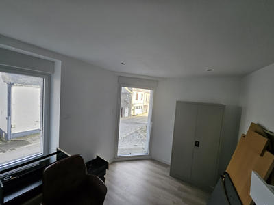 Maison - 64 m² - 5 pièces