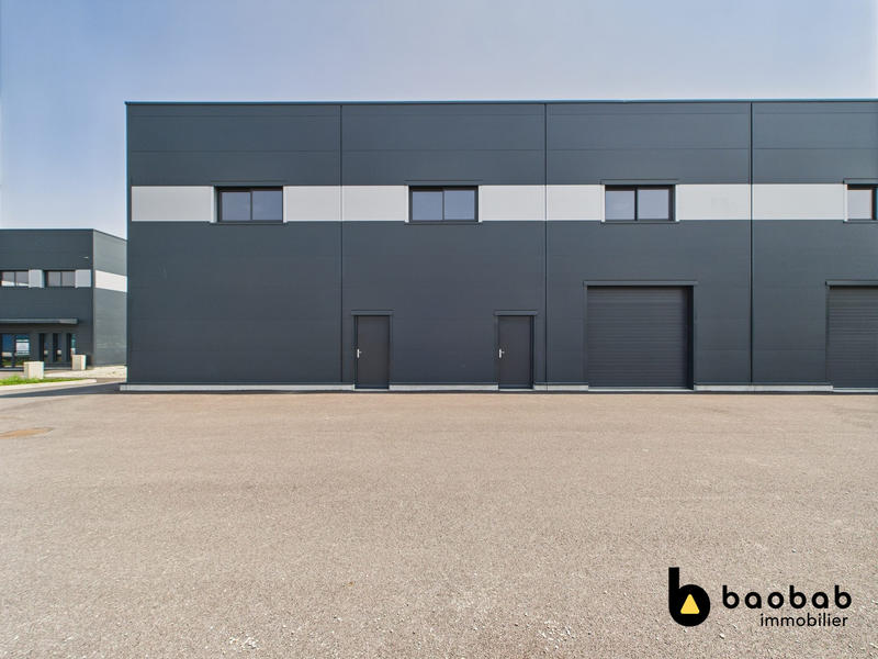 Local d'activités - 400 m²
