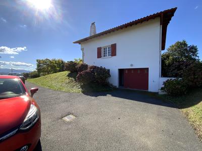 Maison - 175 m² - 6 pièces