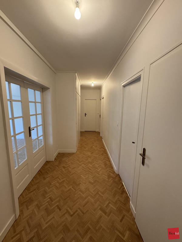 Appartement - 105 m² - 4 pièces