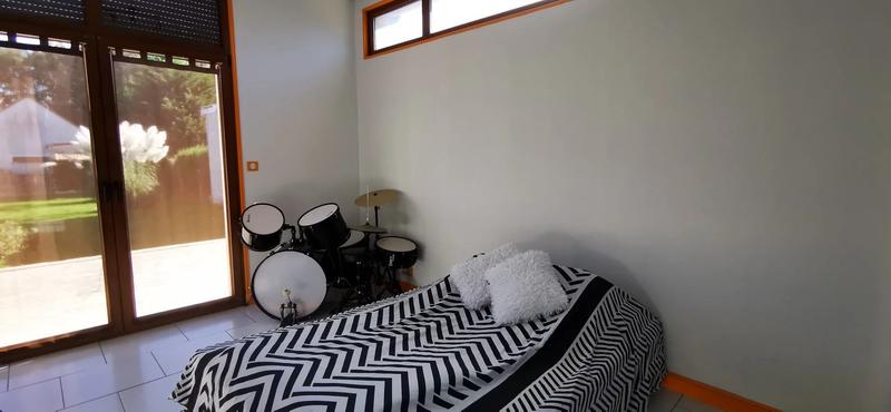 Maison - 284 m² - 10 pièces