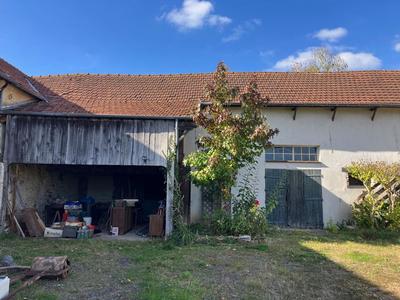 Maison - 130 m² - 1 pièce