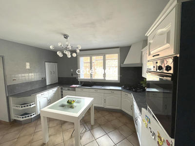 Maison - 135 m² - 5 pièces