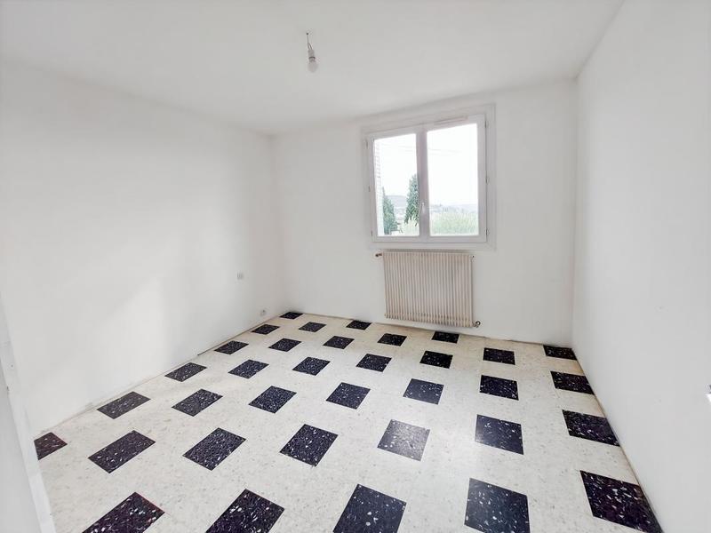 Maison - 174 m² - 7 pièces