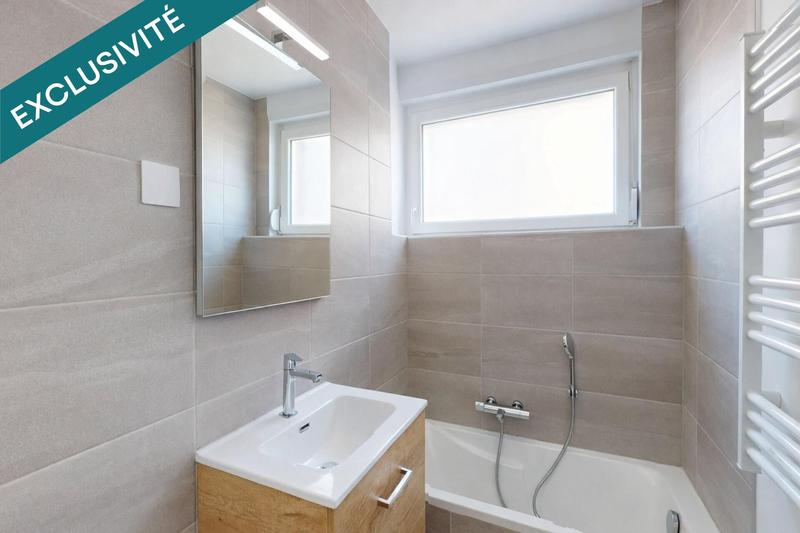 Appartement - 102 m² - 5 pièces