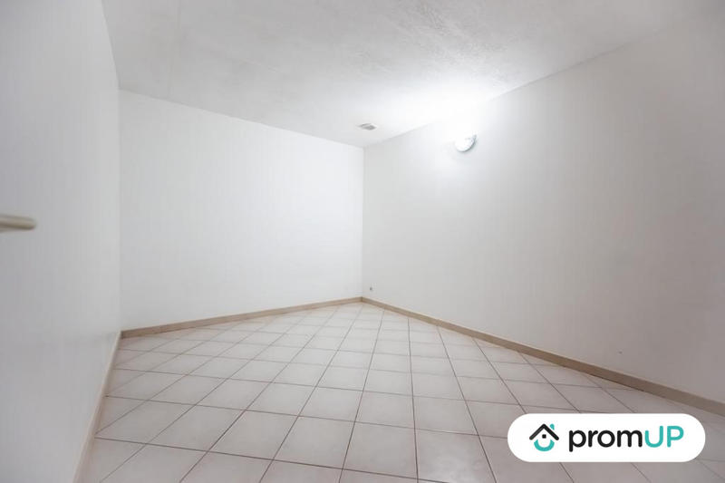 Maison - 185 m² - 7 pièces