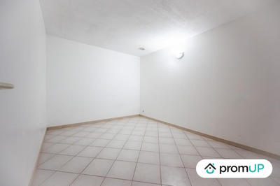 Maison - 185 m² - 7 pièces