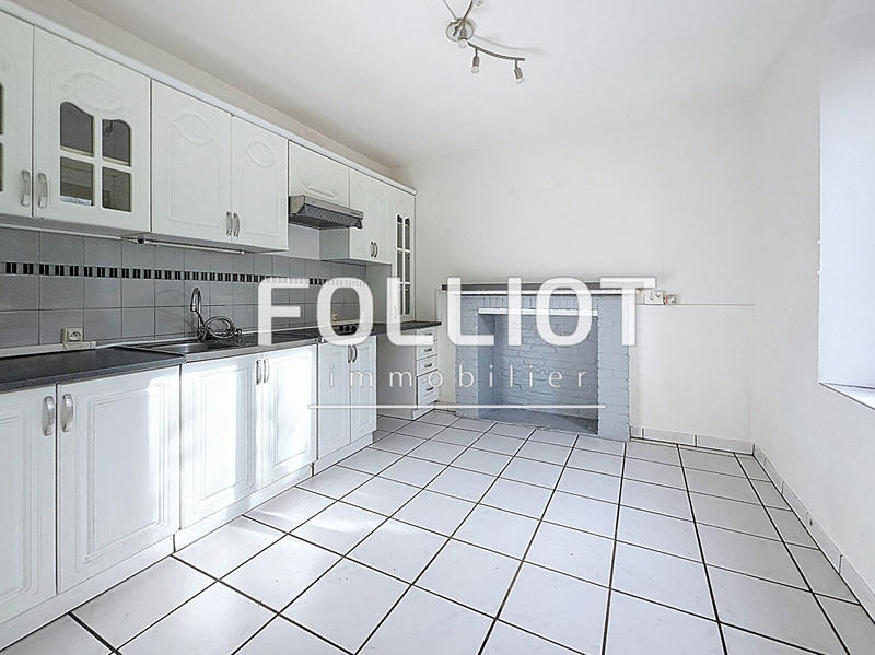 Maison - 92 m² - 5 pièces