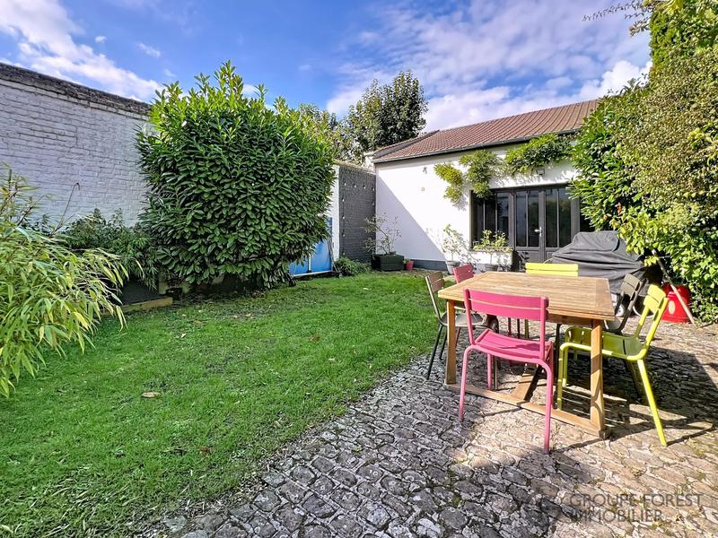 Maison - 163 m² - 8 pièces