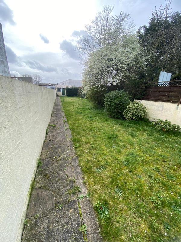 Maison - 96 m² - 3 pièces