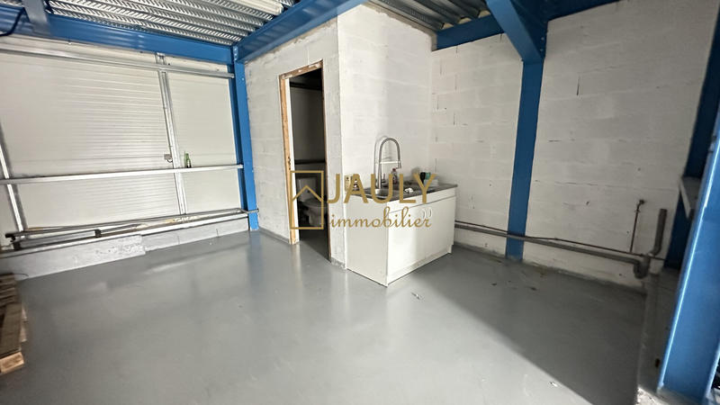 Local commercial - 210 m²