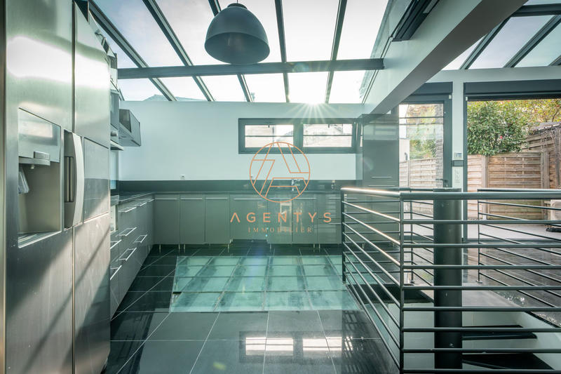 Maison - 104 m² - 3 pièces