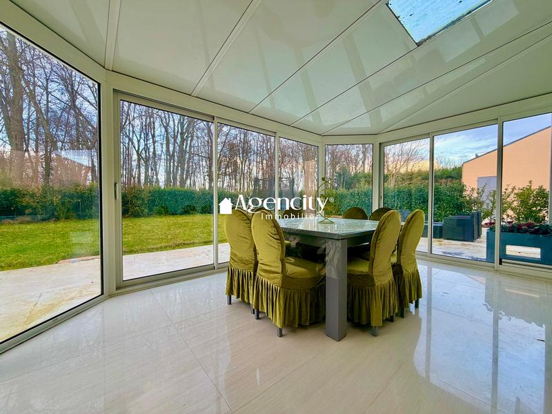 Maison - 190 m² - 7 pièces