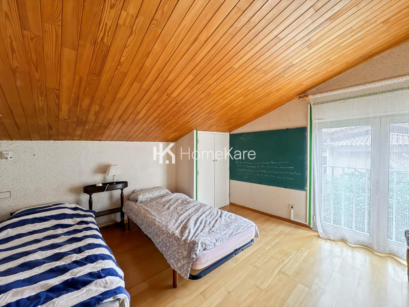 Maison - 163 m² - 6 pièces