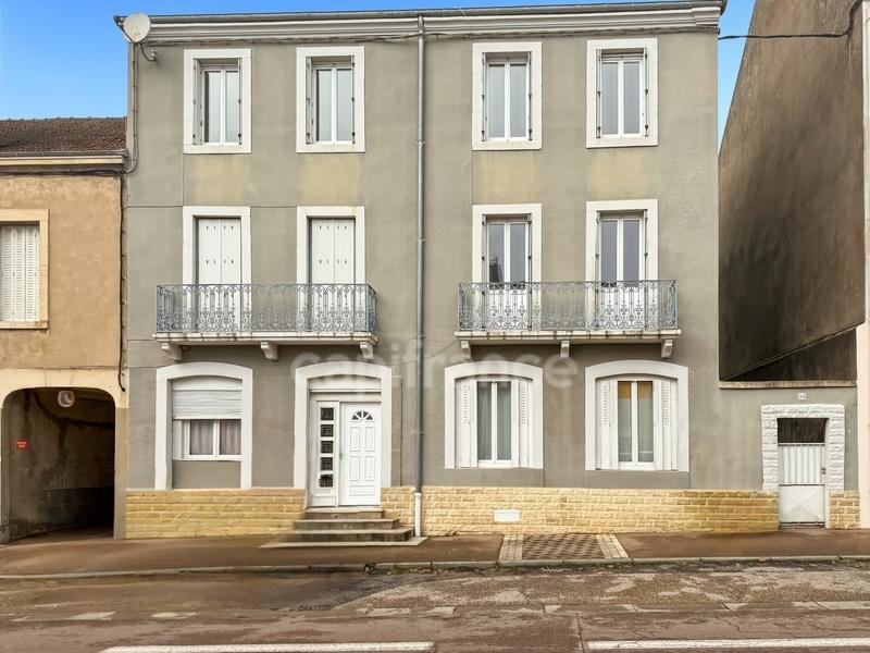 Immeuble - 275 m² - 13 pièces