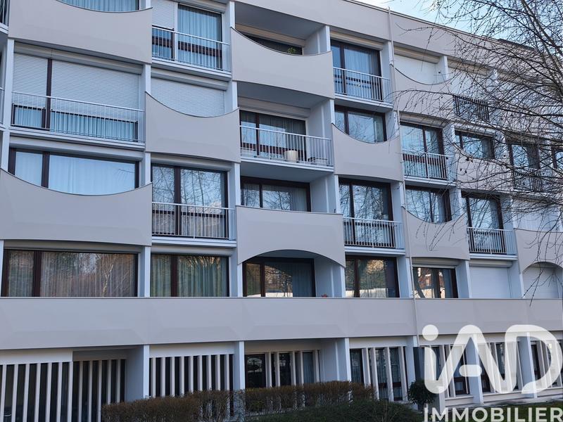 Appartement - 97 m² - 5 pièces