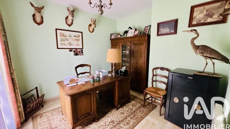 Maison - 180 m² - 8 pièces