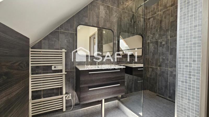 Maison - 92 m² - 4 pièces