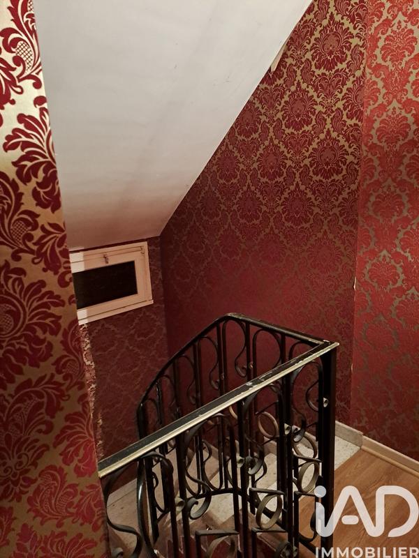 Maison - 188 m² - 9 pièces