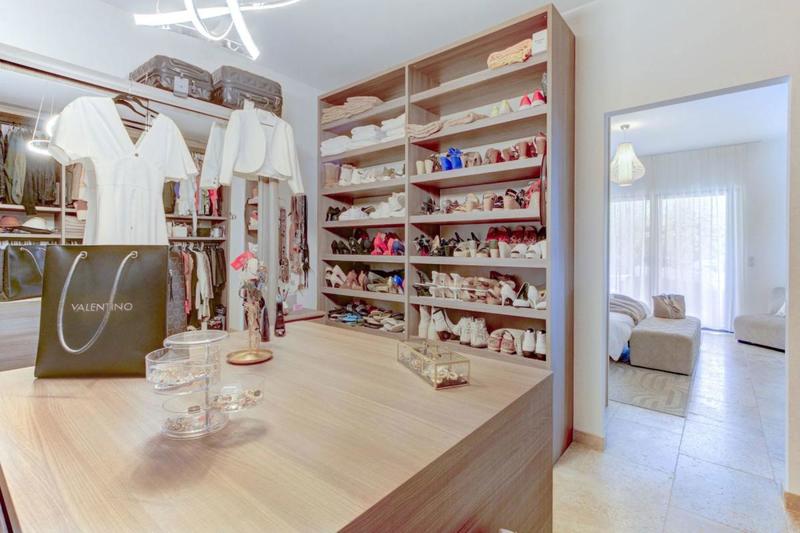 Maison - 203 m² - 8 pièces