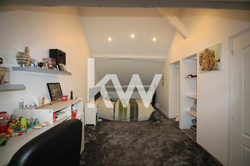 Maison ancienne - 180 m² - 6 pièces