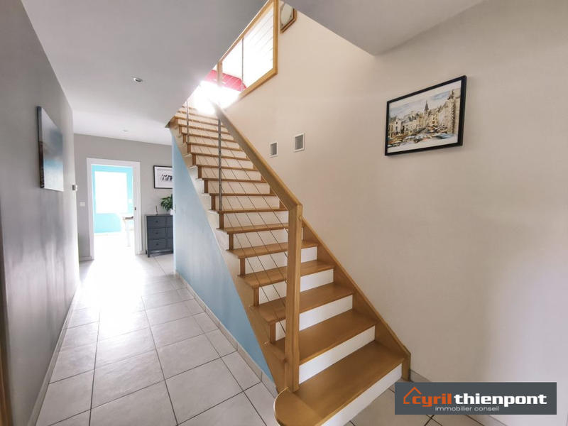 Maison - 180 m² - 7 pièces