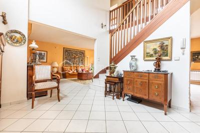 Maison - 139 m² - 6 pièces