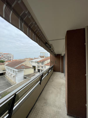 Appartement - 75 m² - 2 pièces