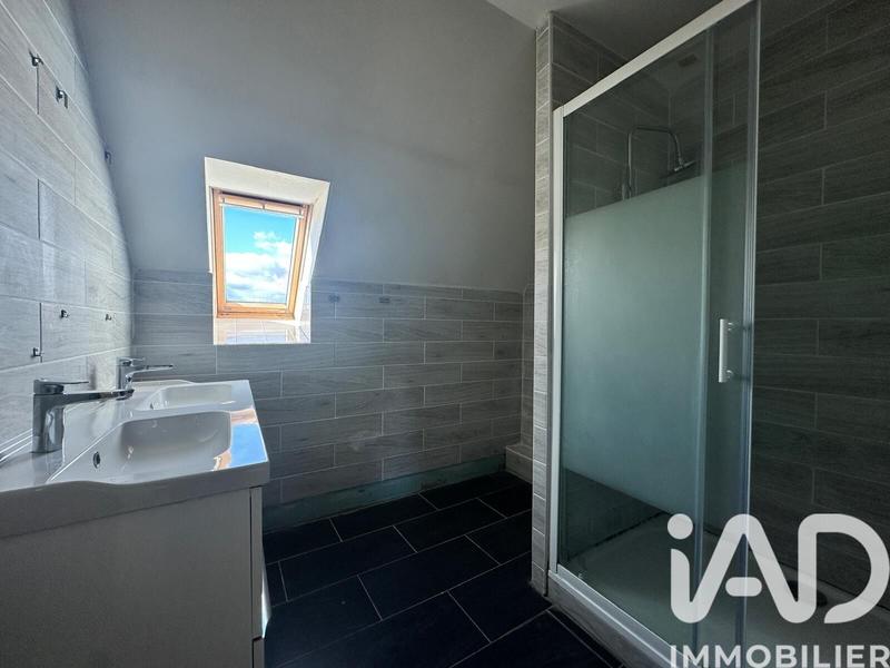 Maison - 120 m² - 7 pièces