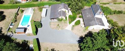 Maison - 330 m² - 9 pièces