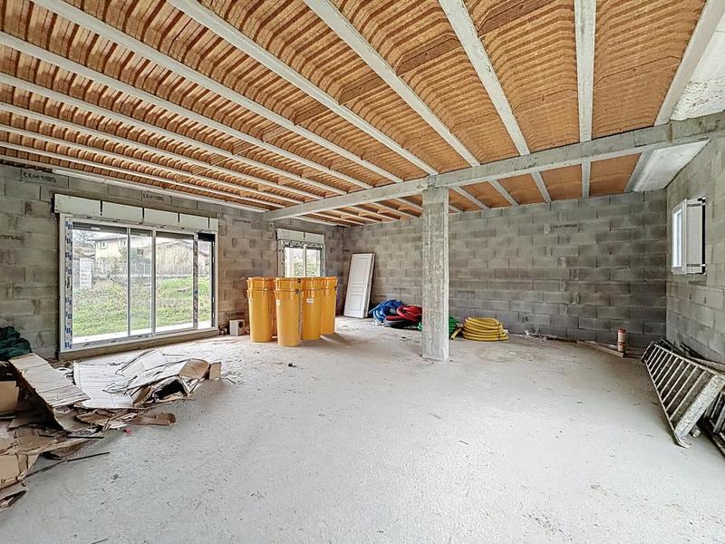 Maison - 170 m² - 5 pièces